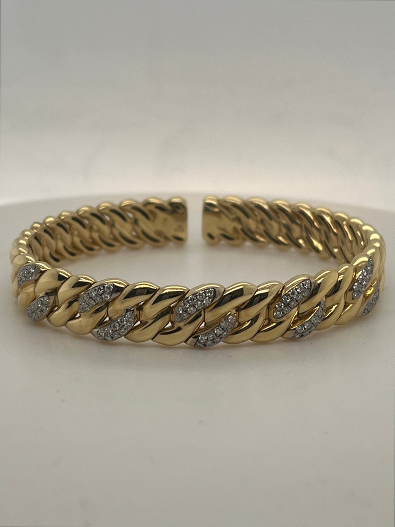 B8692 - Diamond Cuff bracelet